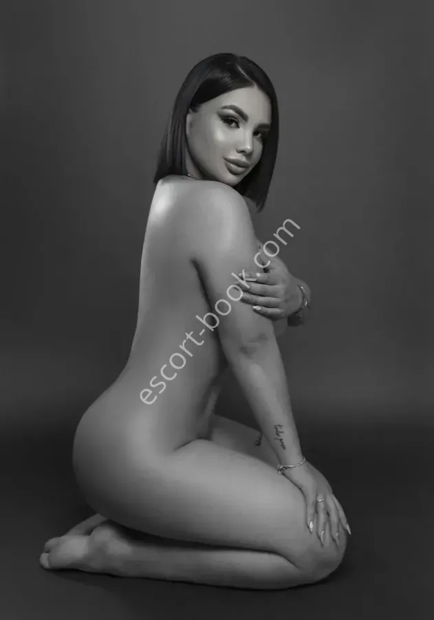 Nickol, Latina