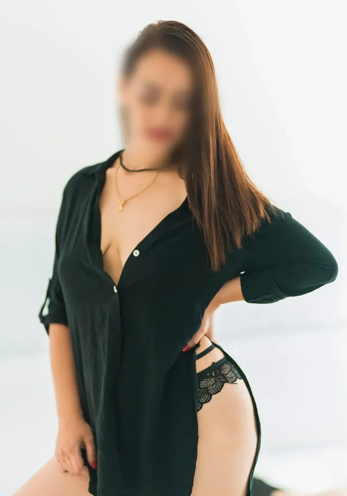 Danna Green, Lateinisch