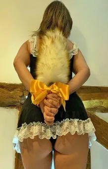 Leah, Caucasien
