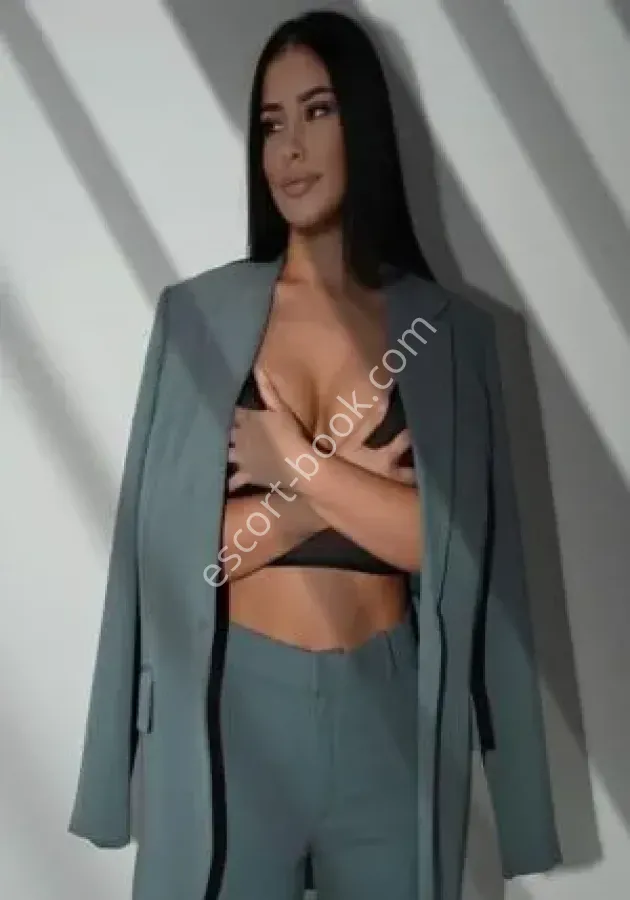 Alexandra, Caucasico