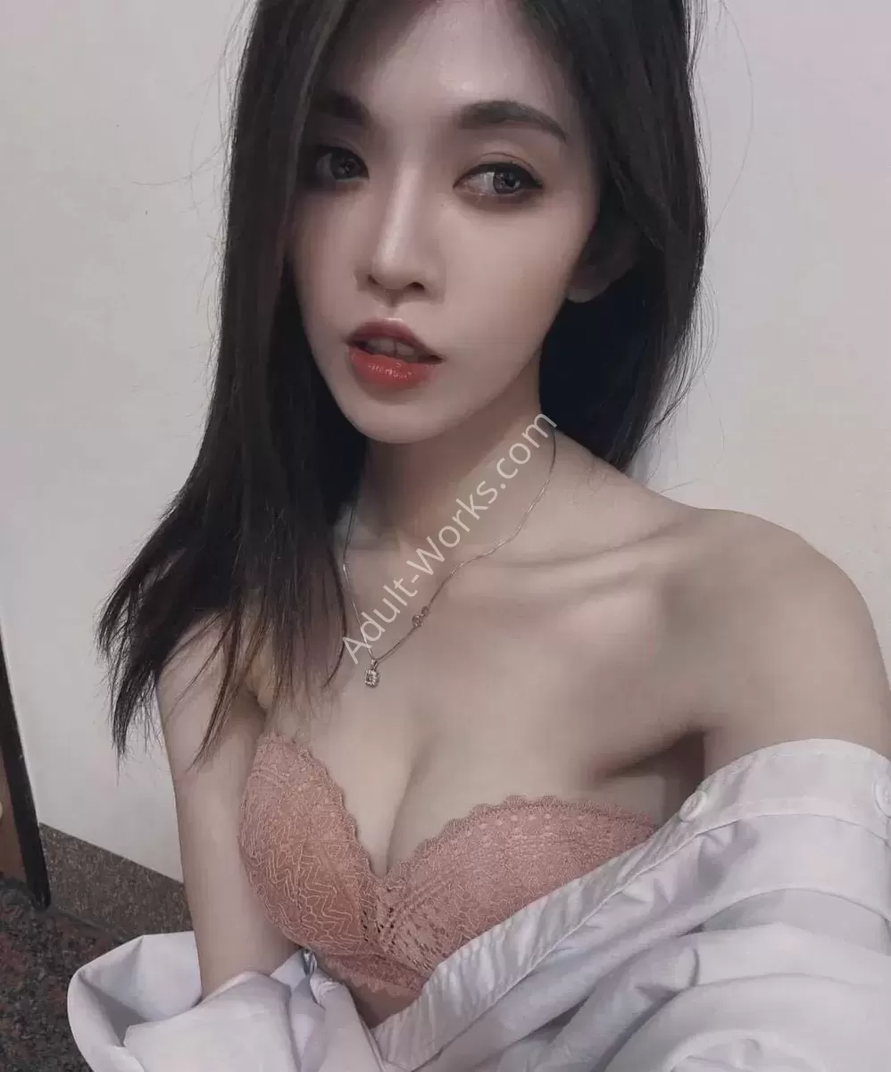 Sarah, Asiatico