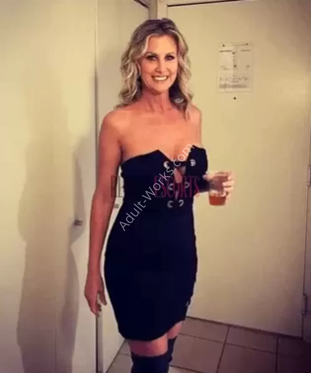 Alice, Latina