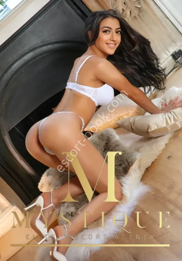 Julia, Caucasico
