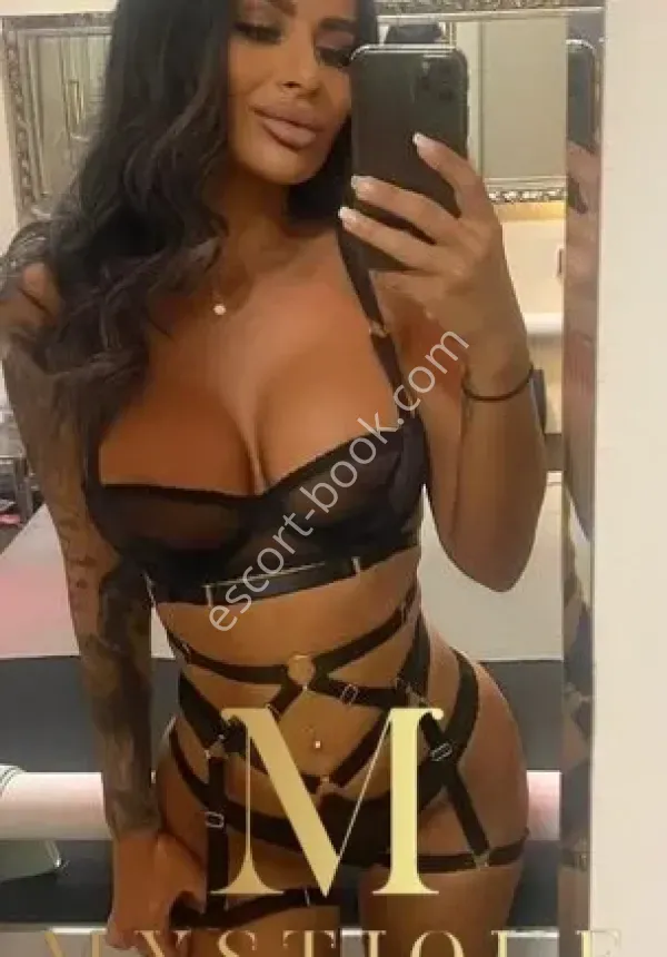 Candy, Caucasico