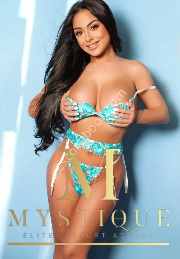 Aysel, Caucasico