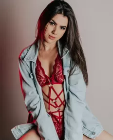 Virgínia, Caucasico