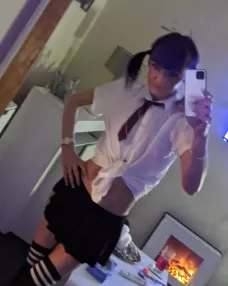 Sally xxx, Caucasian